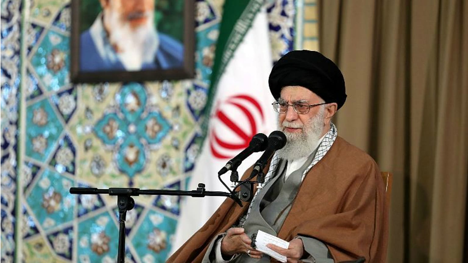 علی خامنه‌ای: اروپایی‌ها عملا از برجام خارج شده‌اند 