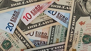 Swap hamlesi işe yaramadı Dolar, Euro yükseldi borsa düştü