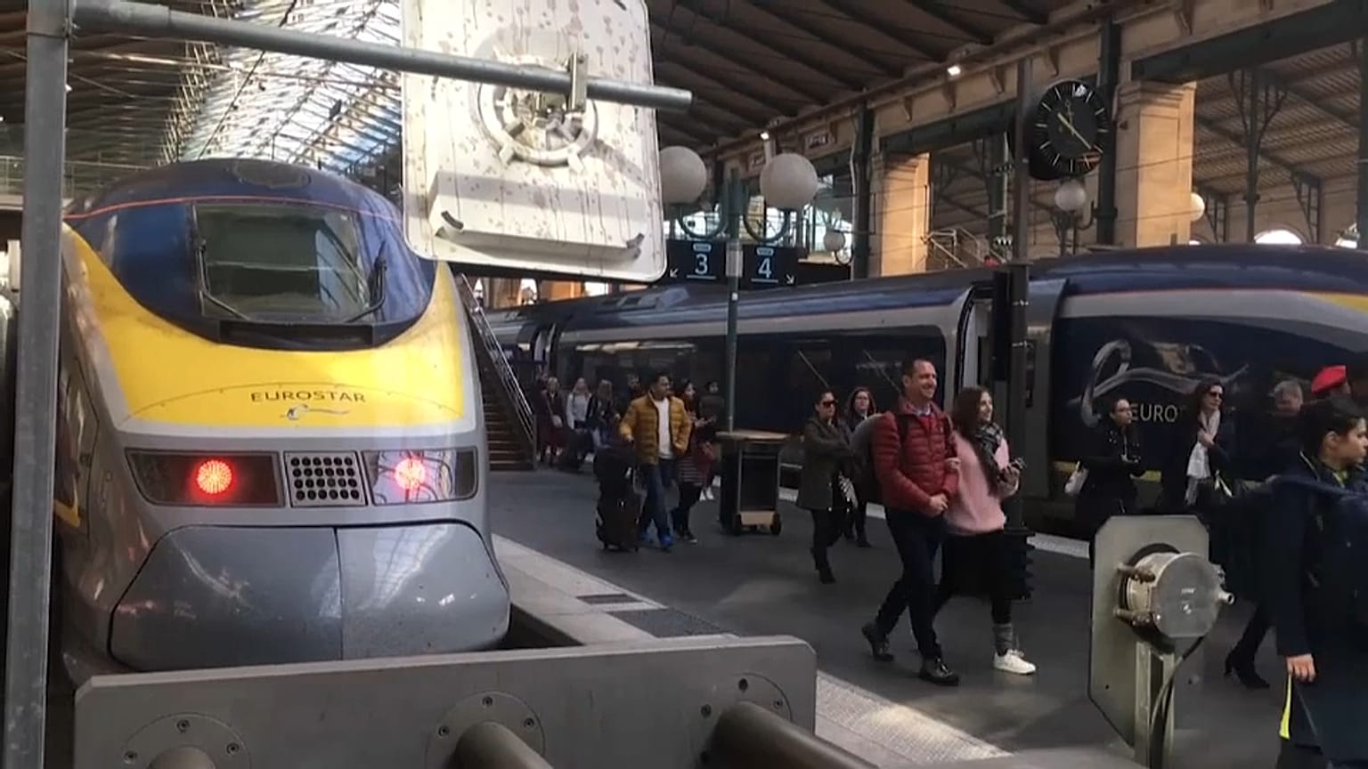 No-deal Brexit: Eurostar gets signal it can run in France if UK leaves EU without an agreement
