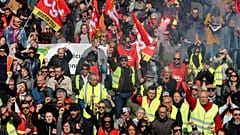 Γαλλία: Απαγορεύτηκαν συγκεντρώσεις των Κίτρινων Γιλέκων