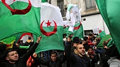 Algérie : les manifestants anti-Bouteflika ne désarment pas