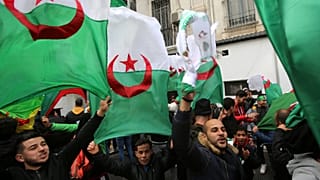 Algérie : les manifestants anti-Bouteflika ne désarment pas