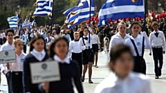 Μαθητική παρέλαση στην Αθήνα για την 25η Μαρτίου