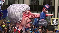 Theresa May : son poste contre un accord de Brexit ?