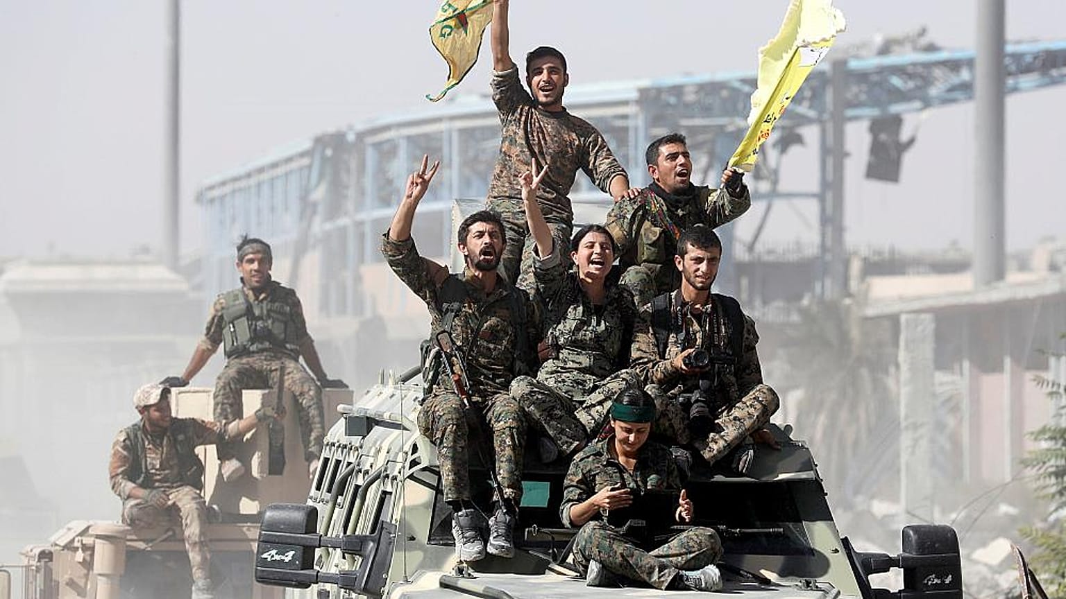 YPG saflarına katılan 5 İtalyan için 'özel gözetim' talebi 