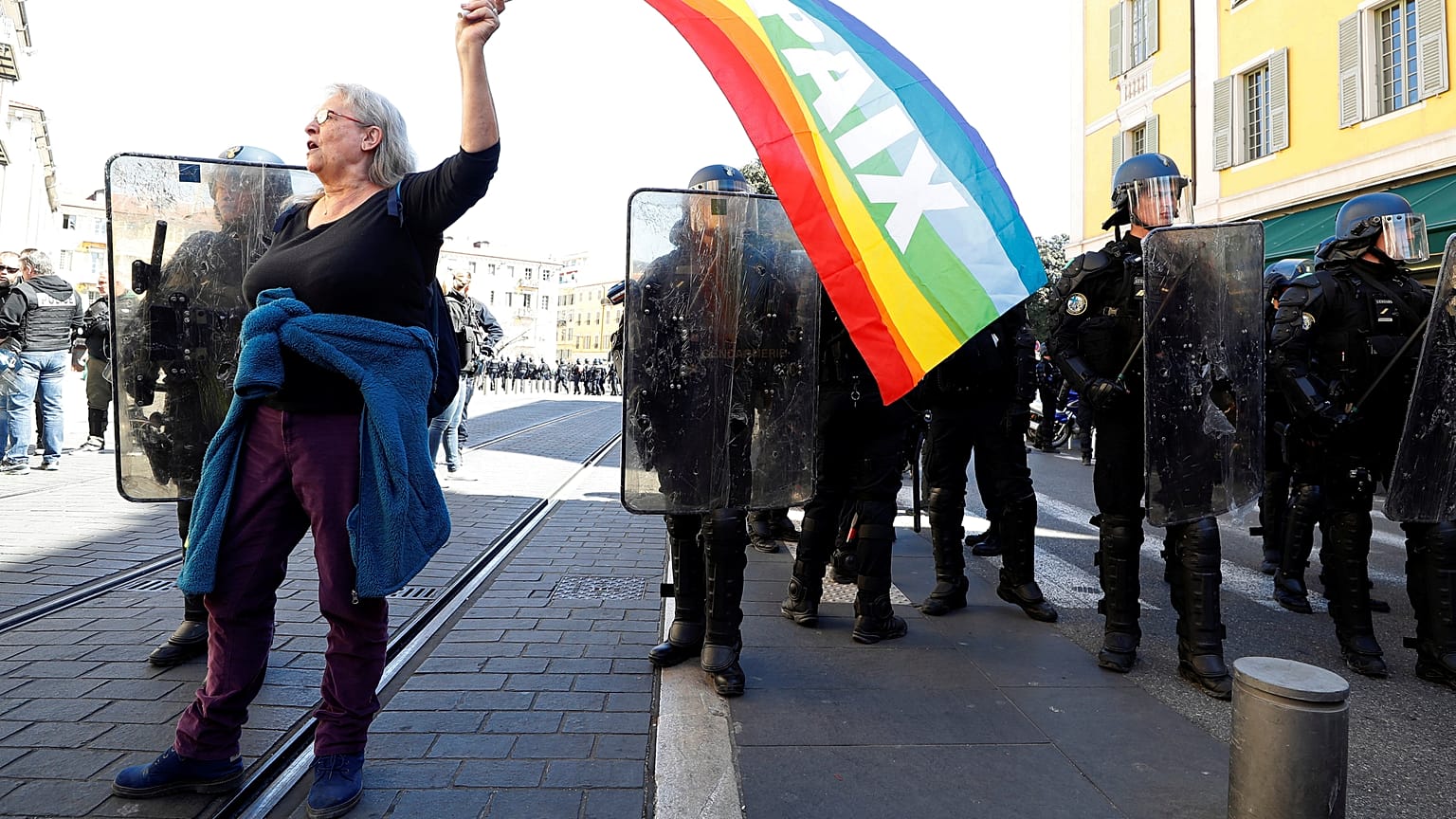 Geneviève Legay, une militante d'Attac grièvement blessée à Nice.