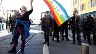 Geneviève Legay, une militante d'Attac grièvement blessée à Nice.