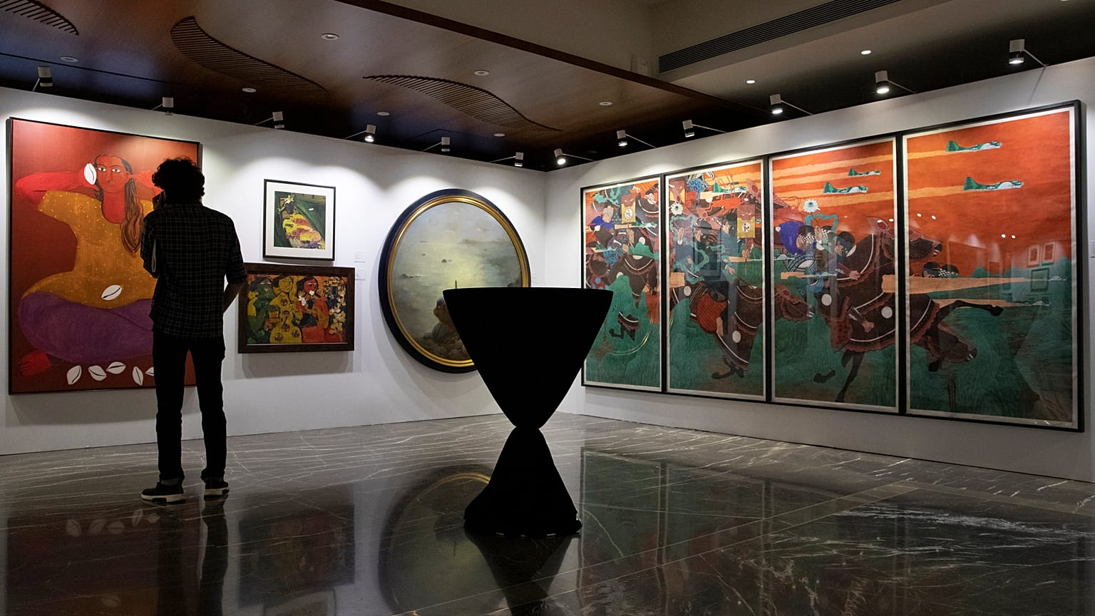 Hindistan'ın en büyük banka dolandırıcılığıyla suçlanan Modi'nin sanat koleksiyonu açık artırmada