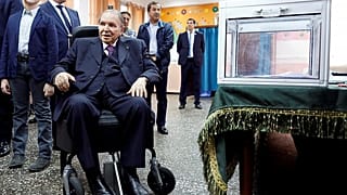 Παραιτήθηκε ο Μπουτεφλίκα