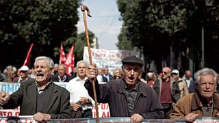 Πορεία συνταξιούχων - Ραντεβού με τον πρωθυπουργό το Σάββατο