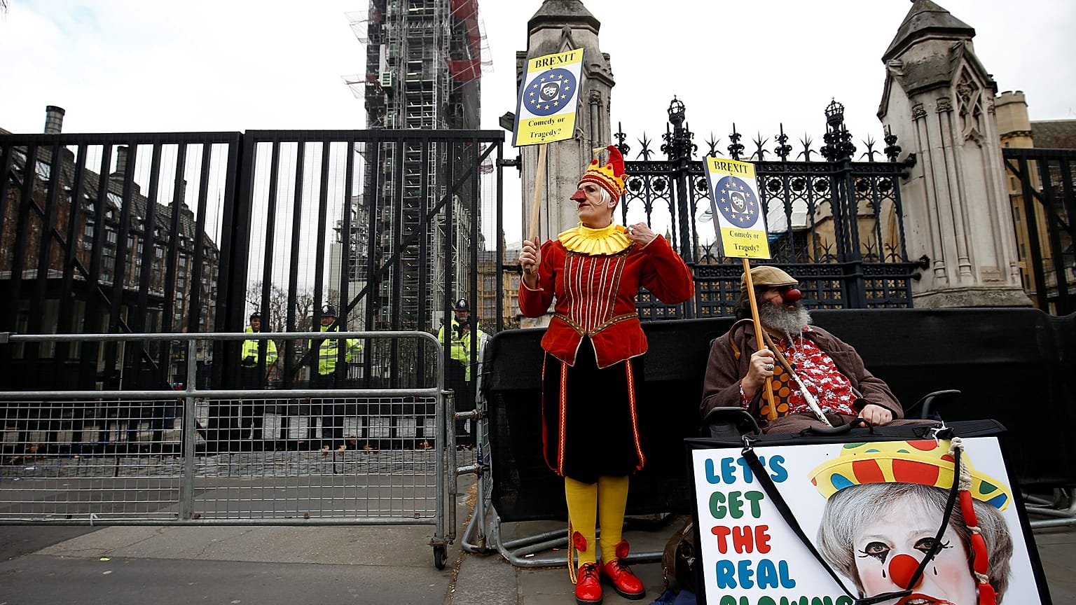 Brexit: il parlamento dibatte su tutte le opzioni 