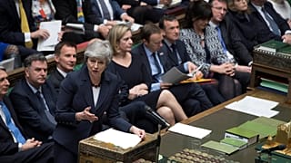İngiltere parlamentosu Brexit tekliflerinin tümünü reddetti