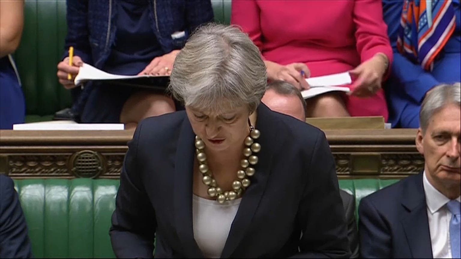 May ofrece su dimisión a cambio de la aprobación del Brexit