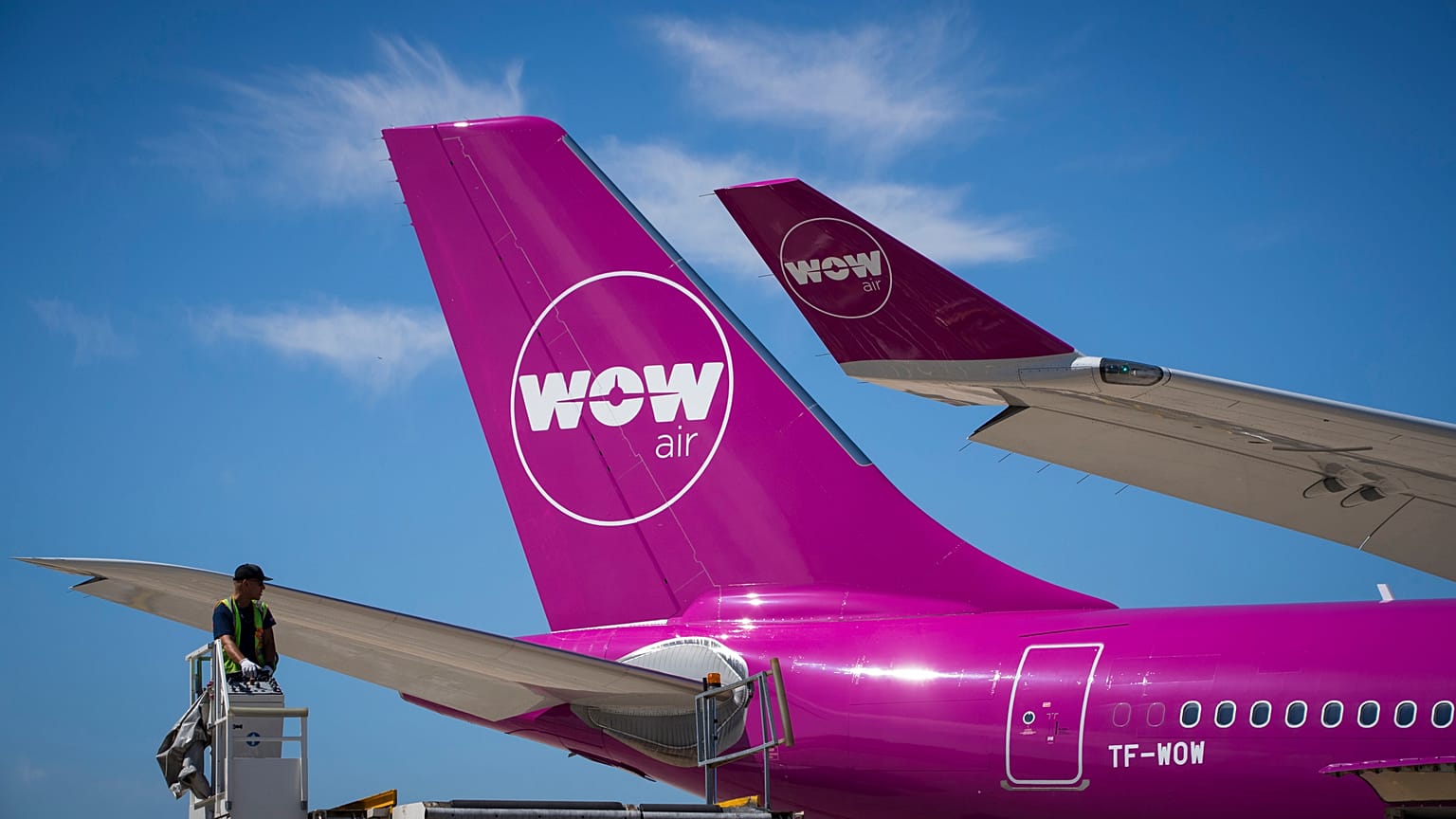 Icelandic budget carrier Wow Air goes bust, leaves passengers stranded across two continents