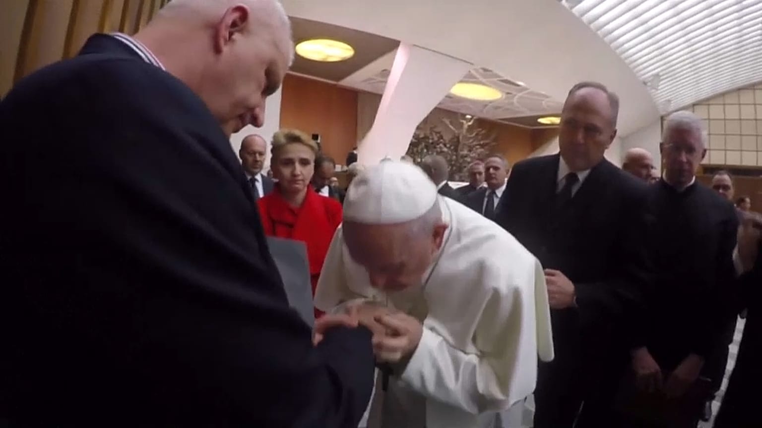 Nuove leggi vaticane contro pedofilia e abusi