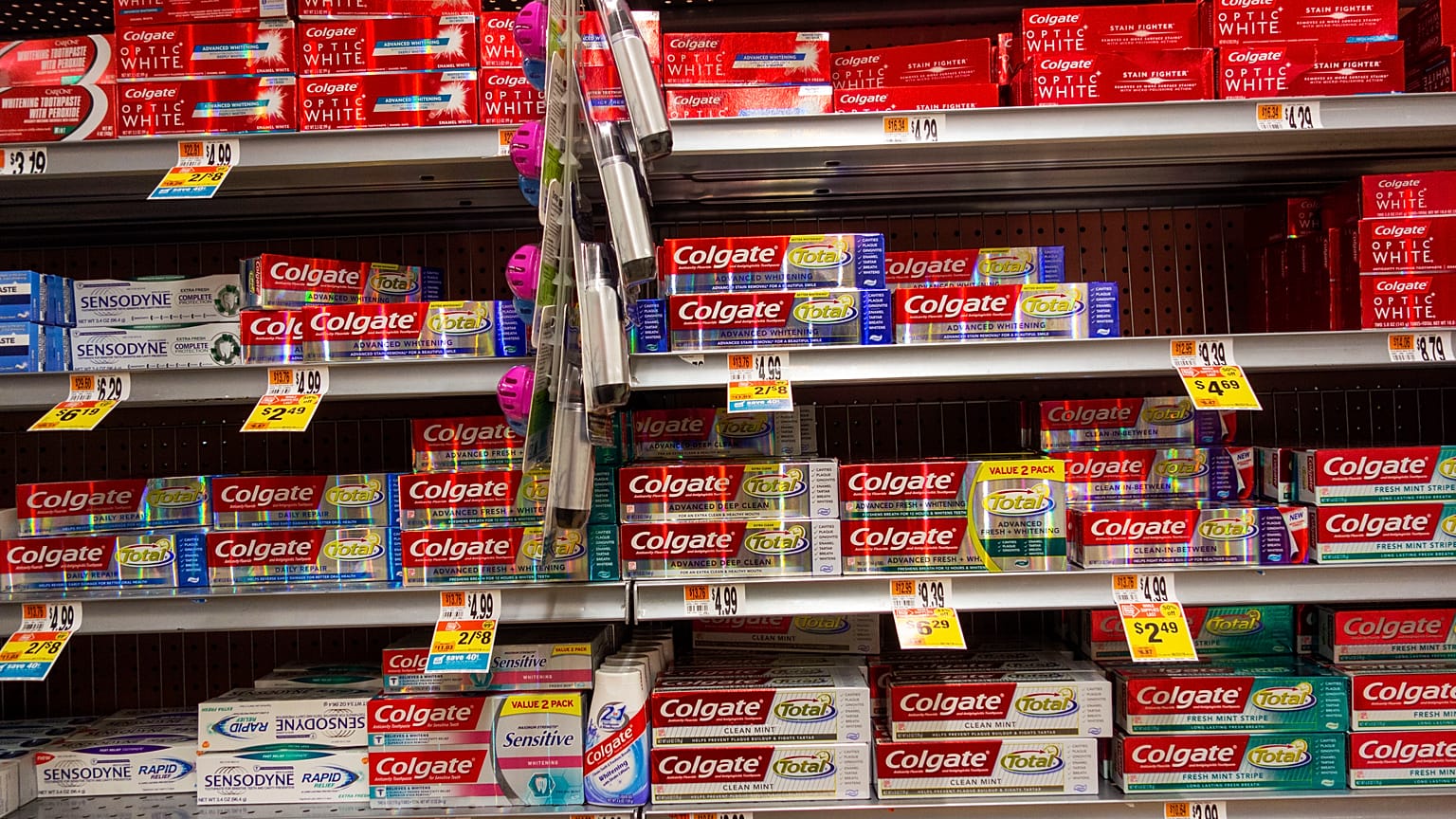 Diş macunları zehirli maddeler mi taşıyor?