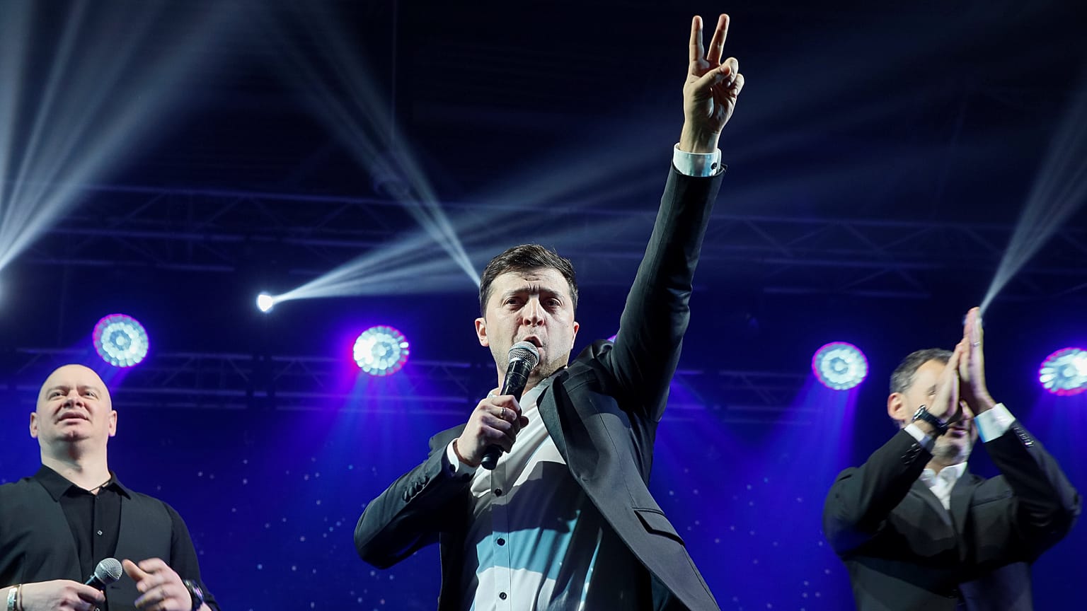Ucraina, presidenziali: favorito il comico Zelensky