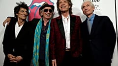 Jagger "anéanti" de devoir reporter la tournée des Rolling Stones 
