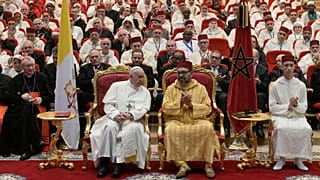 البابا يلتقي بالجالية الكاثوليكية في المغرب