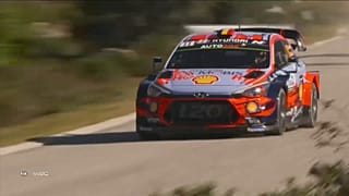 Le Belge Thierry Neuville (au volant d'une Hyundai)
