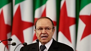 Abdelaziz Buteflika dimitirá antes del 28 de abril por motivos de salud