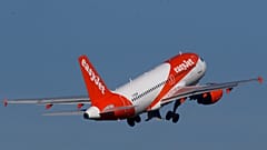 EasyJet blames Brexit for weak outlook as businesses ramp up warnings 
