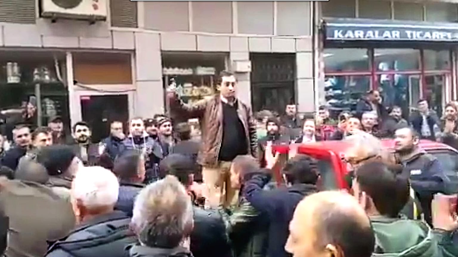 Eynesil'de Rabia Naz etkisi: Yıllar sonra belediye AK Parti'den CHP'ye geçti