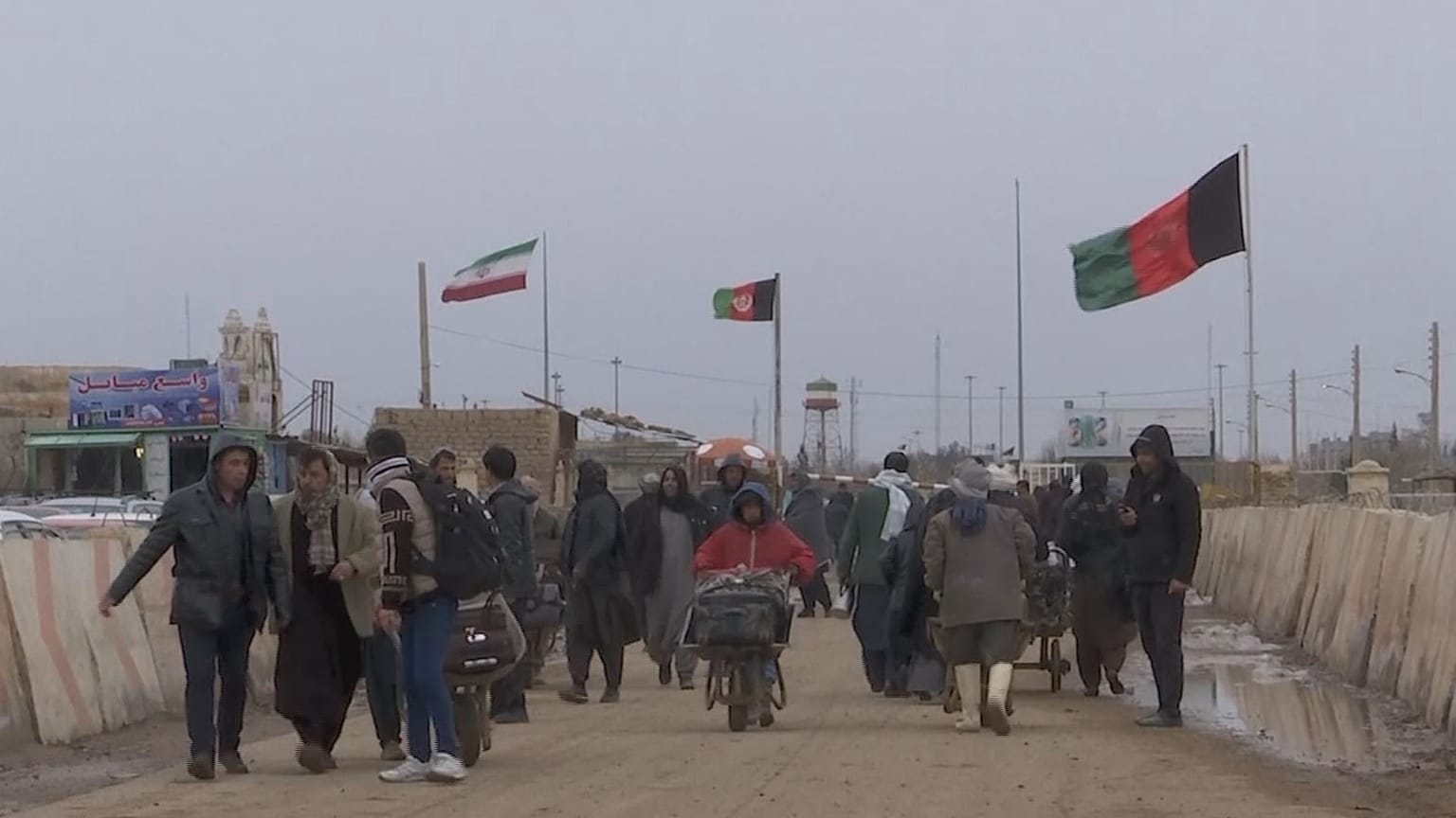 بازگشت سربازان افغان تحت امر ایران از جنگ سوریه 