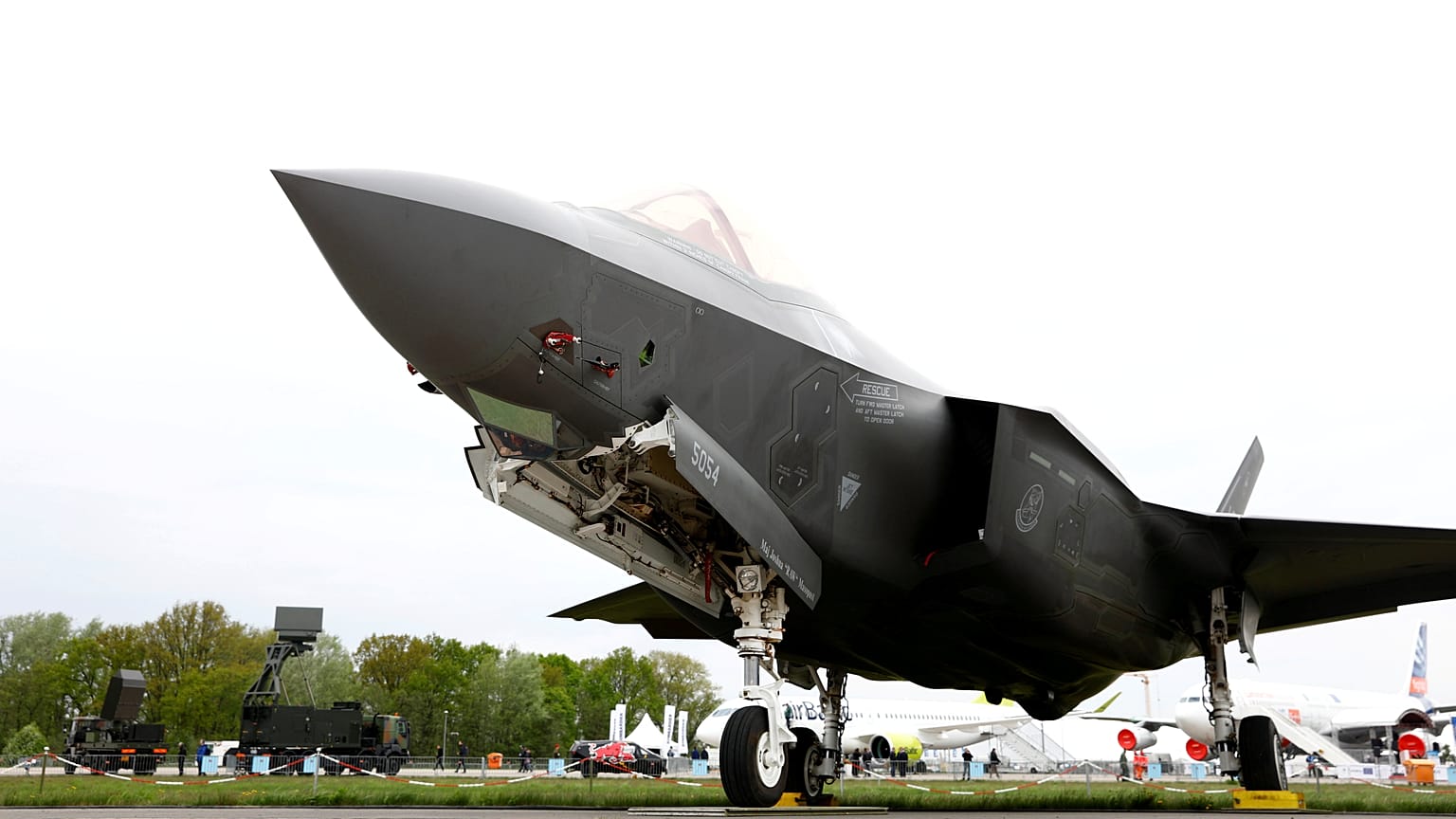 ABD Türkiye'ye F-35 savaş uçağı parçalarının teslimatını durdurdu