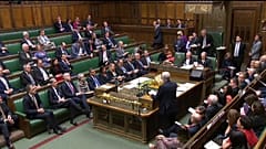 Brexit: "no deal" dietro l'angolo, bocciate anche mozioni alternative