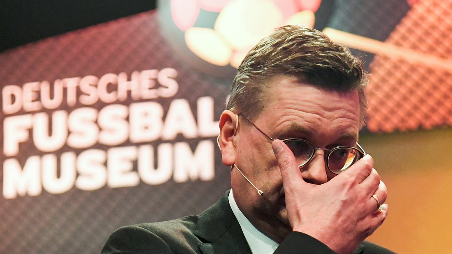 Umstrittener DFB-Boss Grindel tritt ab - Lahm will nicht