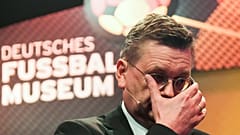 Umstrittener DFB-Boss Grindel tritt ab - Lahm will nicht