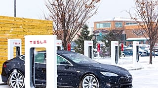 Norveç, trafikteki araçların yarısından fazlasının elektrikli olduğu ilk ülke oldu