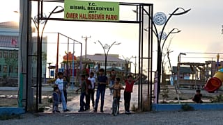Bismil belediye başkanı Orhan Ayaz, çadırda hizmet verecek