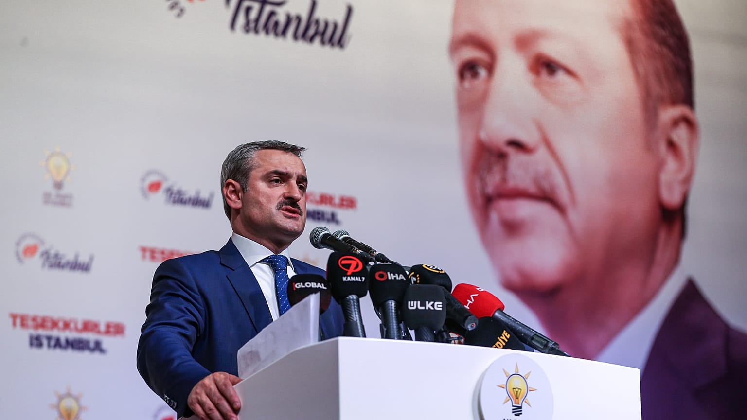 AK Parti, İstanbul'un 39 ilçesinde seçimlere itiraz etti