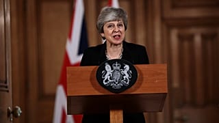 May will EU um erneute Verschiebung des Brexit bitten
