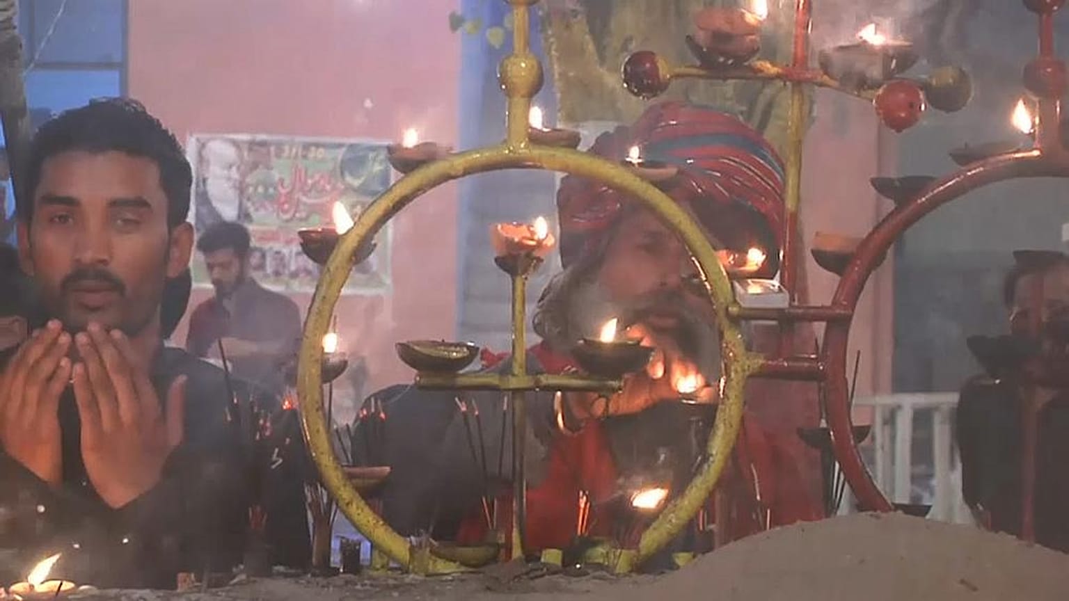 Video | 500.000 Menschen feiern das interreligiöse Lichterfestival in Lahore