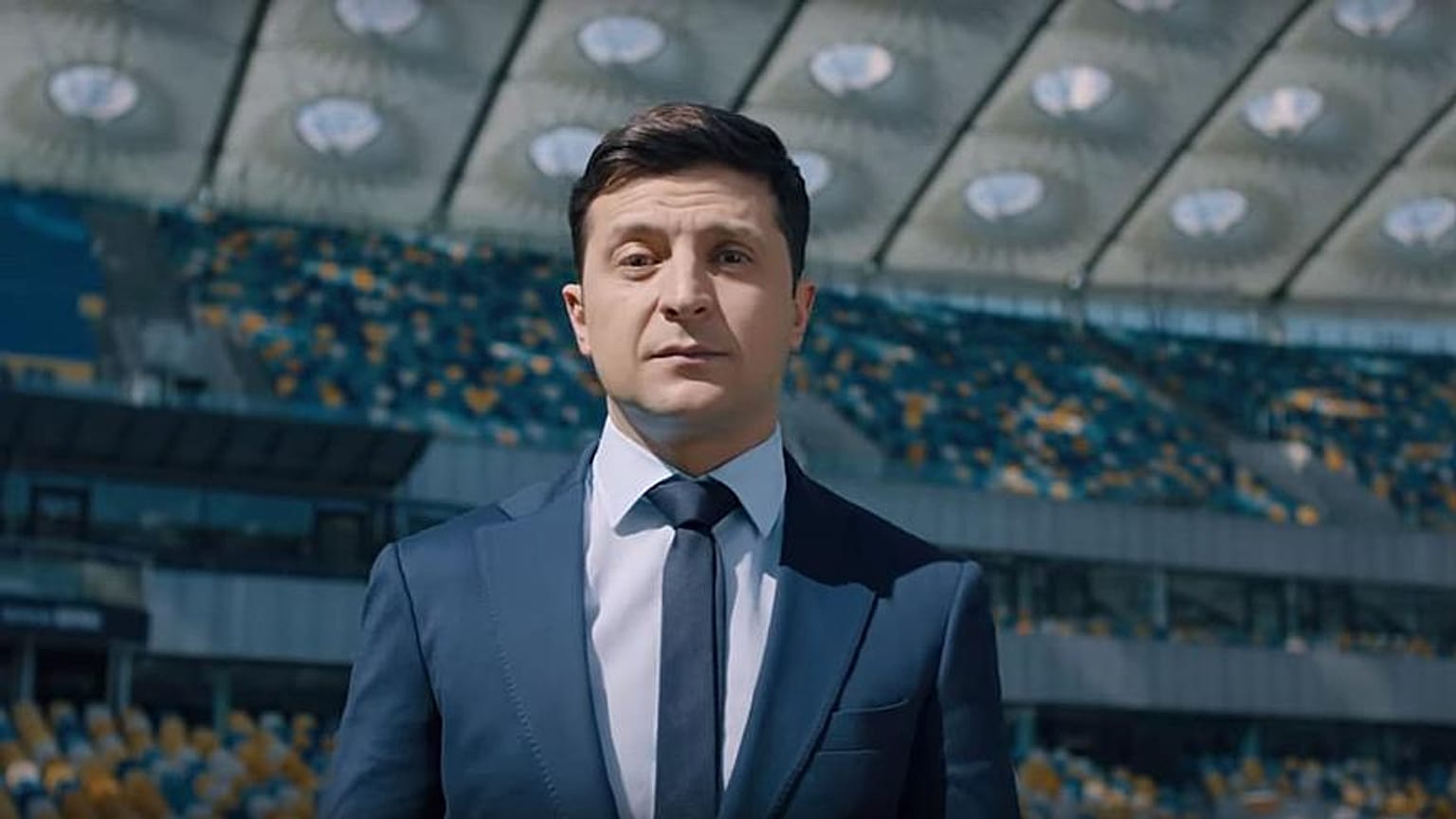 70 ezer néző előtt, az olimpiai stadionban vitázna az ukrán elnökkel a volt komikus