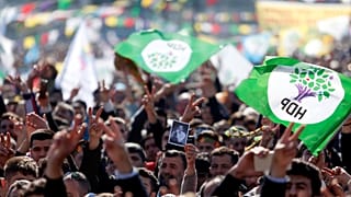 Muş'ta HDP ile AK Parti arasında “hile”, geçersiz oy ve yeniden sayım mücadelesi devam ediyor