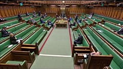 Insolite : la Chambre des communes prend l'eau, les députés quittent l'assemblée 