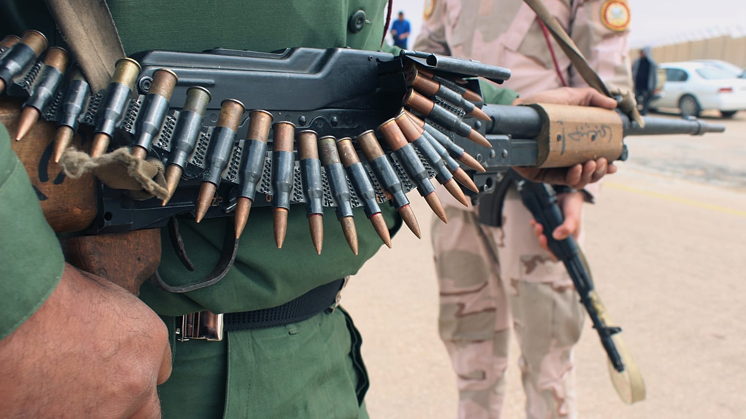 آخر حلقة الاقتتال في ليبيا.. طرد مقاتلين موالين لحفتر من حاجز أمني قرب طرابلس