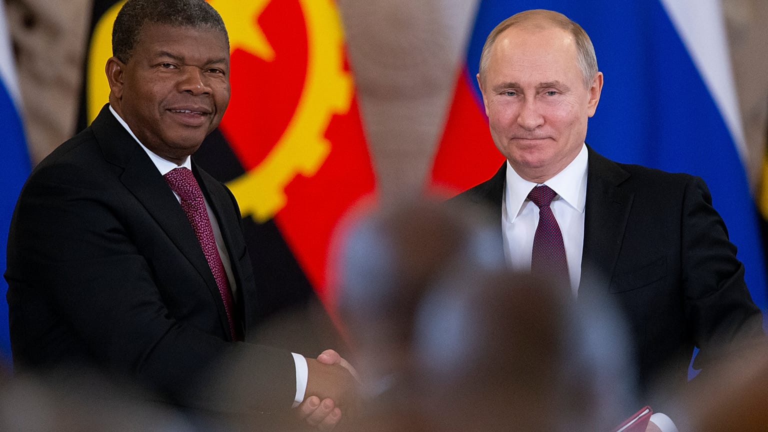João Lourenço e Vladimir Putin no Kremlin