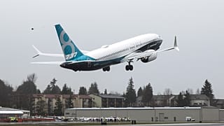 طائرة من نوع بوينغ 737