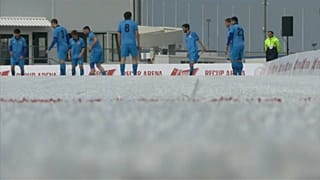 Футбольное поле из пластика