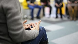 Terapias de conversión: la polémica oferta del obispado de Alcalá para "curar" la homosexualidad