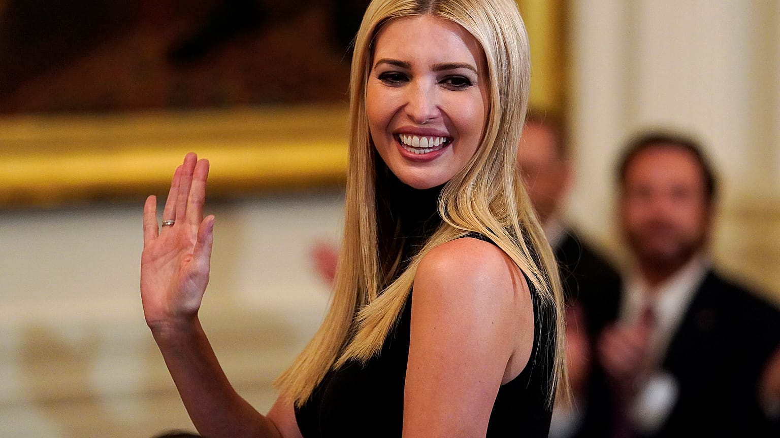 Ivanka Trump'tan 'gaf': Boris Johnson'ın başbakanlığını kutladı, fakat Birleşik Krallık yazamadı 