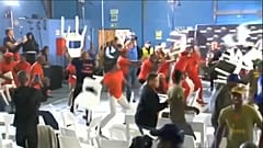 معركة بالكراسي في جنوب افريقيا
