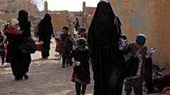 Ausreise über Türkei: IS-Anhängerin mit 3 Kindern zurück in Deutschland