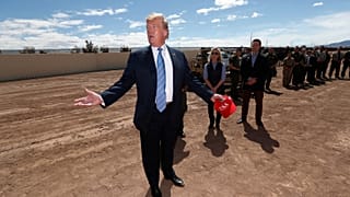 Trump amenaza con sancionar a México y negar la entrada a los solicitantes de asilo