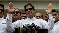 عمران خان: هند «هیستری» جنگ دارد